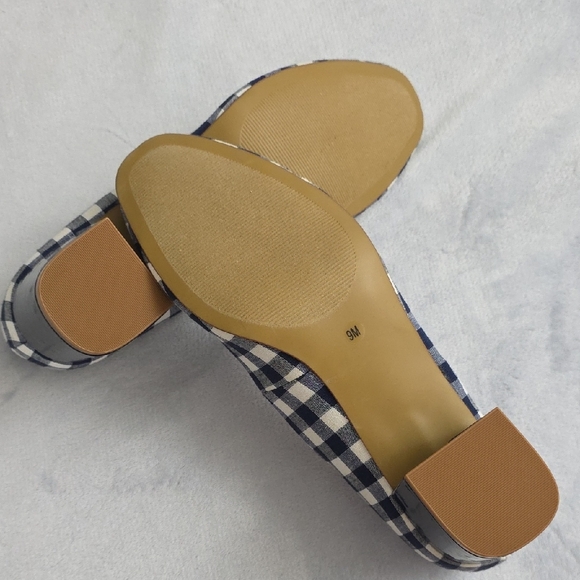 Crown & Ivy Navy Gingham Block Heel Pumps Womens Size 9 Beckie Buckle Toe - Picture 4 of 5